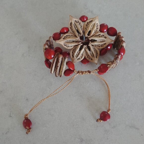 4/$20 Y2K wood and bead adjustable bracelet flower orange and brown - Picture 3 of 9
